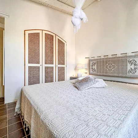 Maison De Pierre Holiday home *