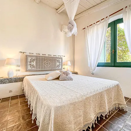 Maison De Pierre Holiday home *
