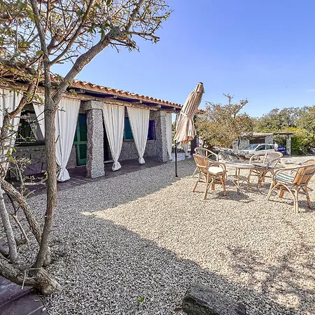 Holiday home Maison De Pierre *